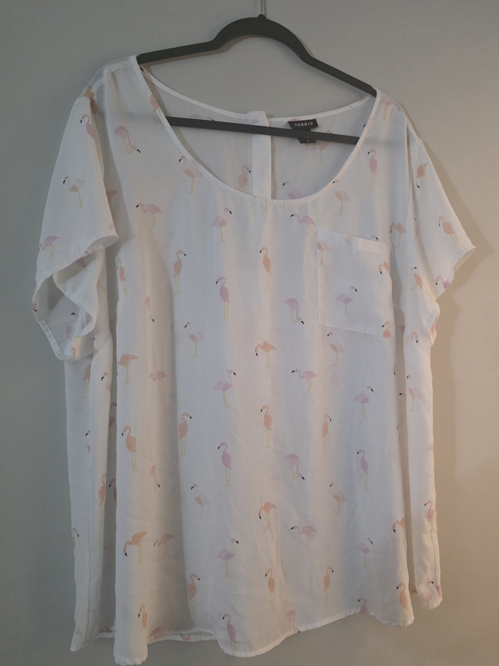 torrid White Flamingo Print Scoop Neck Blouse